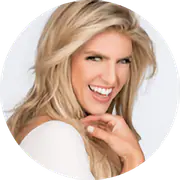 Mallory Rivard, an Artistry Lounge guest